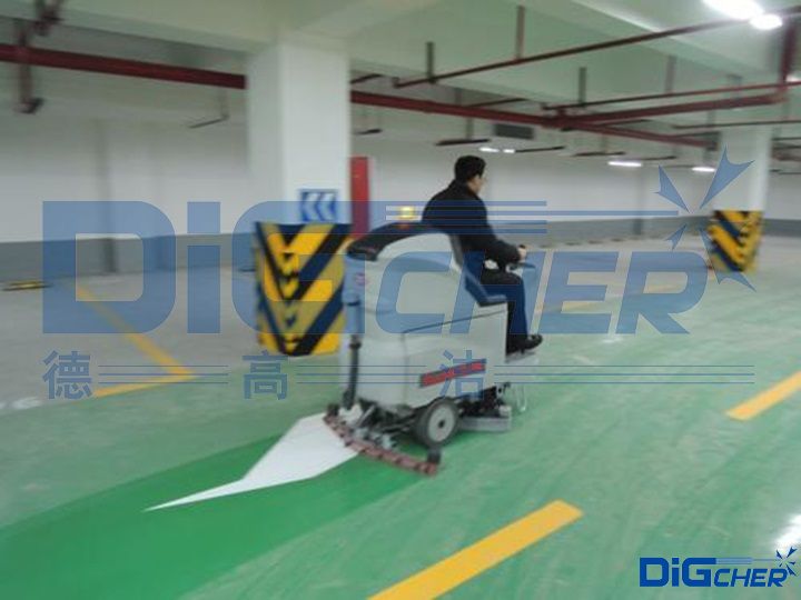 地下車庫(kù)洗地機(jī)