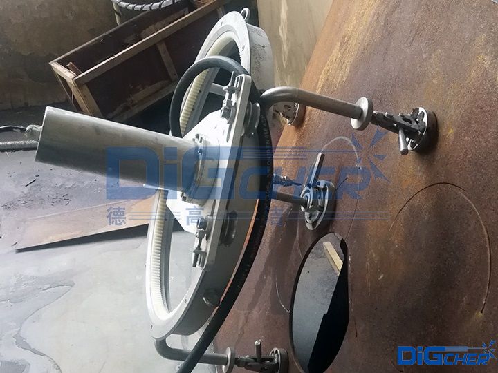 德高潔水下船體切割設備