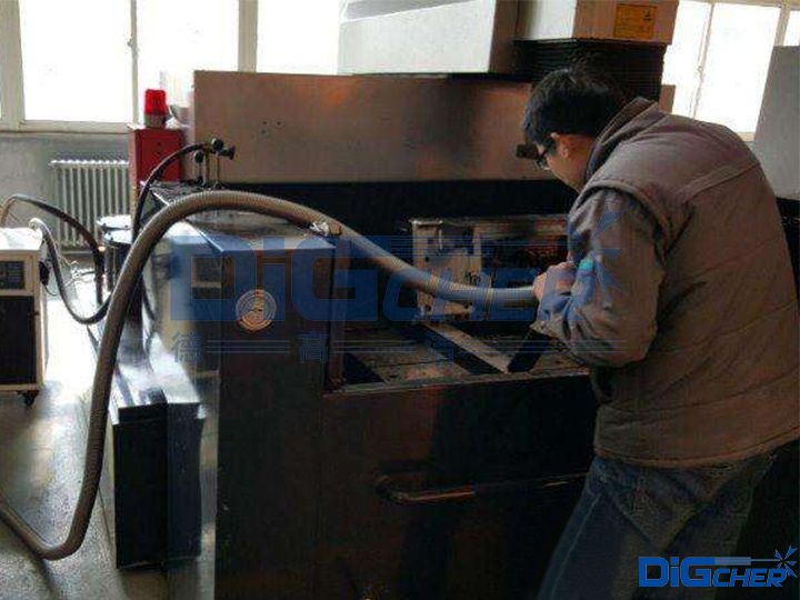 固液分離工業(yè)吸塵器吸油作業(yè)