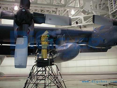 高壓水射流飛機(jī)清洗設(shè)備