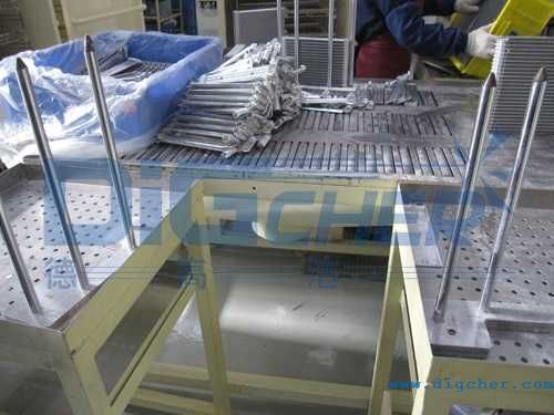 汽車空調(diào)散熱器組裝車間